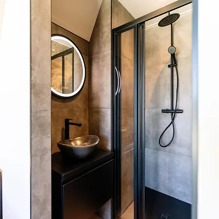 With Private Pool & Hot Tub Waarland